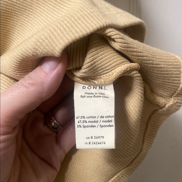 Donni Rib Tee - Picture 7 of 7